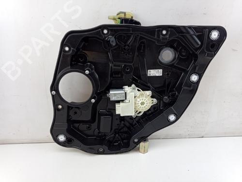 Elevalunas trasero derecho Elevalunas trasero derecho BMW 3 (G20, G80, G28) 330 i (258 hp) 39724548 39724548