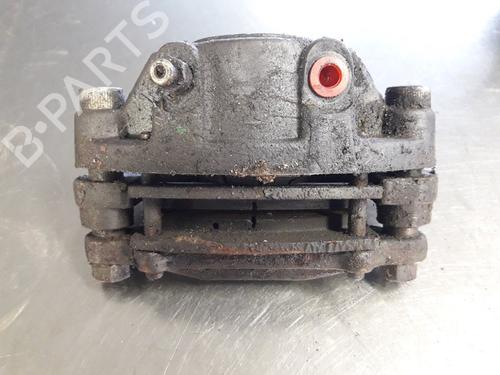 Used Right front brake caliper TOYOTA YARIS (_P13_) 1.5 Hybrid (NHP130_, NHP130) (101 hp) 22470374