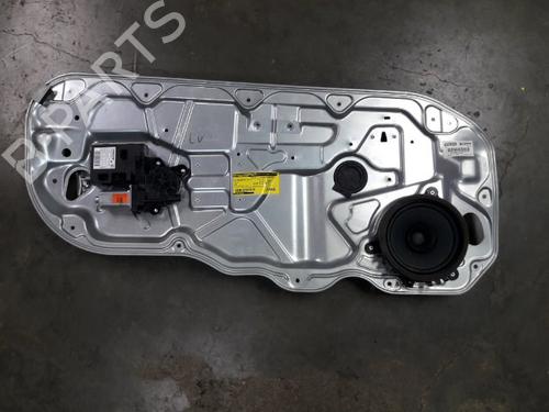 Used Front left window mechanism VOLVO C30 (533) D2 (115 hp) 22462282
