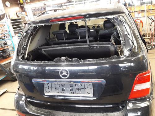 Porton trasero MERCEDES-BENZ M-CLASS (W164) ML 280 CDI 4-matic (164.120) (190 hp) 30817944