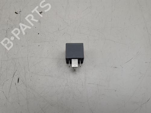 Used Electronic sensor VOLVO V90 II Estate (235) T5 (254 hp) 22508673