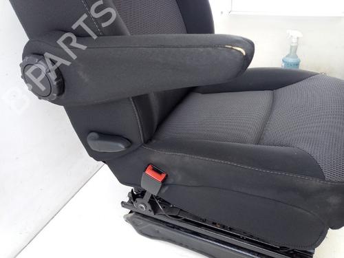 Left front seat RENAULT TRAFIC III Van (FG_) 2.0 dCi 110 (FGMW) | BP38444356C15 - Image 3