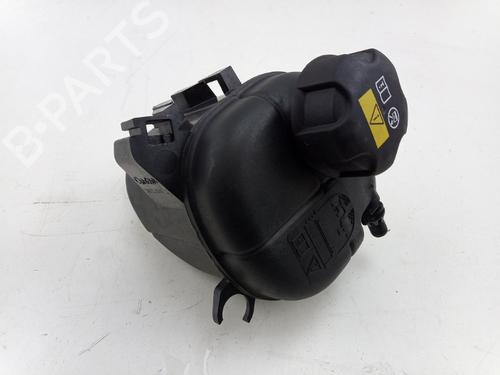 Used Expansion tank BMW 5 (G30, F90) 540 i (340 hp) 29460253