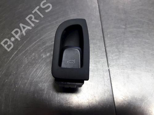 Used Switch AUDI Q3 (8UB, 8UG) 2.0 TFSI quattro (170 hp) 22483013