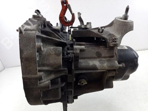 Caja de cambios RENAULT TWINGO II (CN0_) 1.2 Turbo (CN0C, CN0F) (100 hp) 31817870