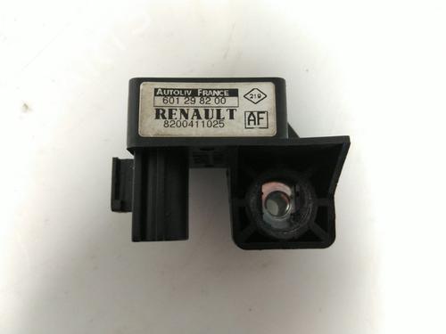 Elektronisk modul RENAULT SCÉNIC II (JM0/1_) 2.0 (JM05, JM0U, JM1N, JM1U, JM2V) | BP22741840M83