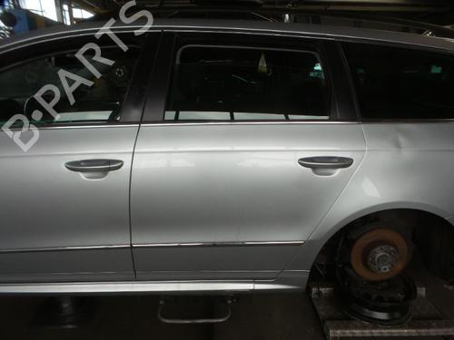 Używane Drzwi tylne lewe VW PASSAT B6 Variant (3C5) 2.0 TDI 16V (140 hp) 22488719