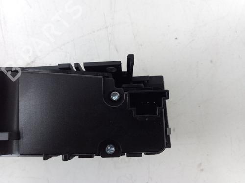 Switch MERCEDES-BENZ E-CLASS (W212) E 200 CDI / BlueTEC (212.005, 212.006) | BP22497337I30