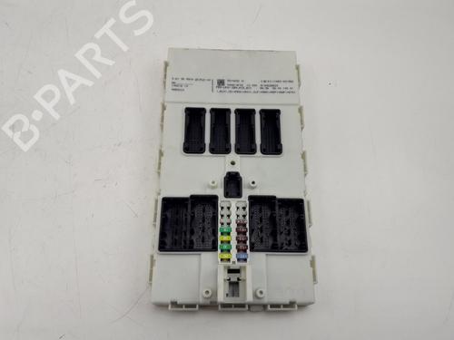 Used Fuse box BMW 3 Touring (F31) 320 d (184 hp) 22498353