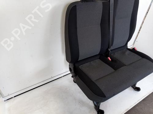 Right front seat RENAULT MASTER III Van (FV) 2.3 dCi 130 FWD (FV0M, FV0Y, FV0J, FV02, FV03) | BP32350297C16 - Image 3