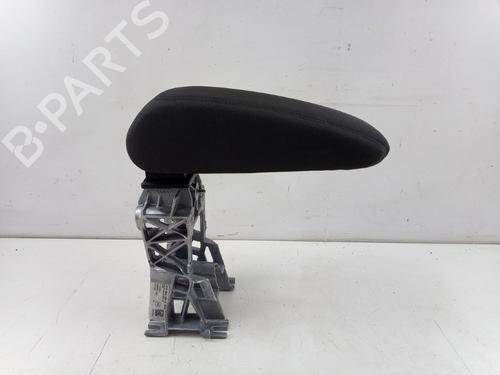 Used Armrest / Center console AUDI Q2 (GAB, GAG) 30 TFSI (116 hp) 24511186