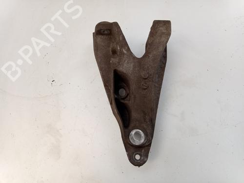 Used Engine mount VW TRANSPORTER T5 Van (7HA, 7HH, 7EA, 7EH) 2.0 TDI (114 hp) 27970449
