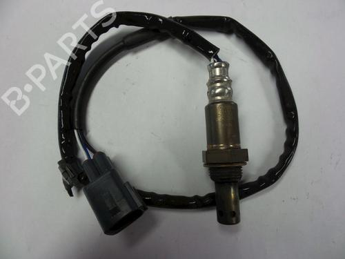 Elektronisk sensor TOYOTA YARIS (_P1_) 1.3 (SCP12_, SCP13_, SCP12R, SCP13R) (87 hp) 23897039