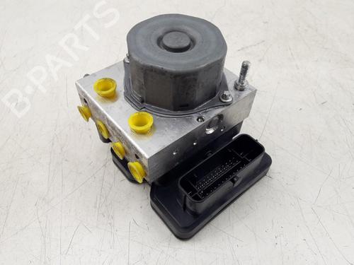 ABS Bremseaggregat RENAULT CAPTUR I (J5_, H5_) 0.9 TCe 90 (90 hp) 24375194