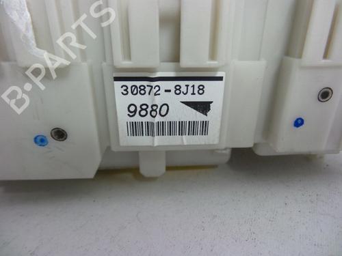 Zekeringkast TOYOTA YARIS (_P9_) 1.33 VVT-i (NSP90_, NSP90R) (100 hp) 22463530