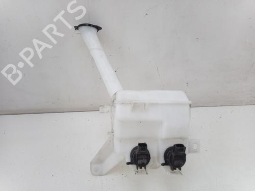 Used Windscreen washer tank Windscreen washer tank 39622228 39622228