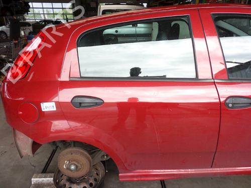 Used Right rear door FIAT GRANDE PUNTO (199_) 1.3 D Multijet (84 hp) 22488954