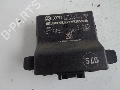 Used Electronic module VW PASSAT B6 Variant (3C5) 1.9 TDI (105 hp) 22471880