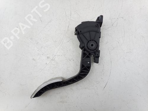 Pedal RENAULT TWINGO II (CN0_) 1.2 Turbo (CN0C, CN0F) (100 hp) 25620057