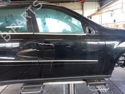 Used Right front door MERCEDES-BENZ M-CLASS (W164) ML 280 CDI 4-matic (164.120) (190 hp) 22492550