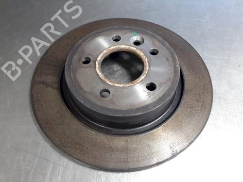 other-volvo-v40-hatchback-525-t3-gtdi-2012-2013-2014-2015-2016-2017-2018-2019-22476379 main image