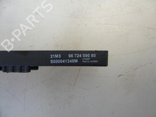 Otra CITROËN C4 Grand Picasso II (DA_, DE_) 1.6 HDi / BlueHDi 115 (115 hp) 22489389