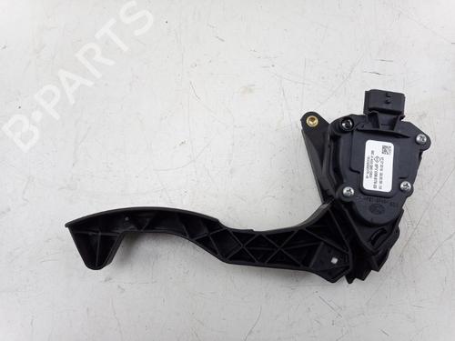 pedal-renault-twingo-iii-bcm_-bca_-2014-32509873 main image
