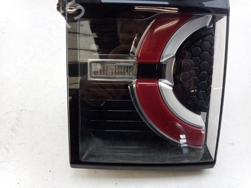 Used Right taillight Right taillight LAND ROVER DISCOVERY SPORT (L550) 2.0 D (150 hp) 35770721 35770721