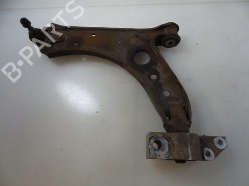 Querlenker links vorne für SEAT LEON (1P1) 1.6 (102 hp) 22475634