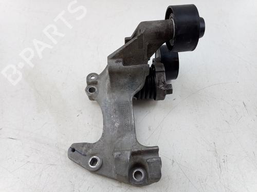 Støtte Støtte RENAULT CLIO IV (BH_) 0.9 TCe 90 (BHNF, BHMA, BHMH, BHJK, BHJR) (90 hp) 39749724 39749724