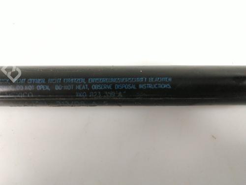 Hood lift support VW GOLF V (1K1) 1.6 | BP22512452C139 
