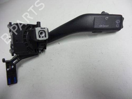 Used Steering column stalk SKODA OCTAVIA II Combi (1Z5) 1.9 TDI (105 hp) 22458238