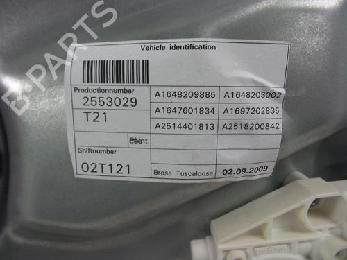 Vindusheismekanisme høyre foran MERCEDES-BENZ M-CLASS (W164) ML 320 CDI 4-matic (164.122) | BP22486460C23