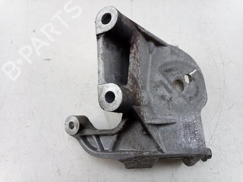 Used Engine mount VOLVO V40 Hatchback (525) D2 (120 hp) 25121792