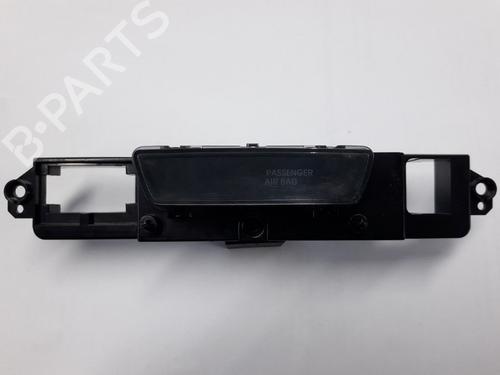 Used Display monitor HYUNDAI i20 I (PB, PBT) 1.4 (101 hp) 22504541