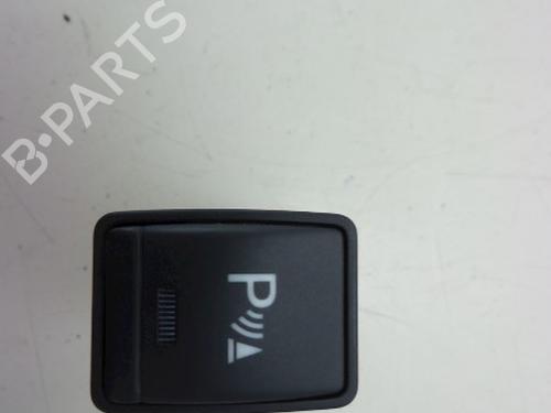 Used Switch NISSAN X-TRAIL III (T32_, T32R, T32RR) 1.6 DIG-T (T32) (163 hp) 22491019