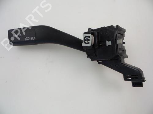 Used Steering column stalk SEAT LEON (1P1) 2.0 TDI (140 hp) 22473645