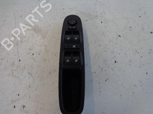 Used Switch FIAT GRANDE PUNTO (199_) 1.3 D Multijet (84 hp) 22472527