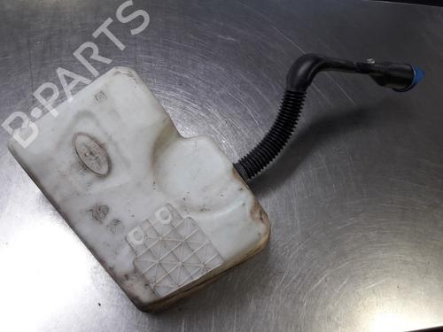 Windscreen washer tank LAND ROVER DISCOVERY III (L319) 2.7 TD 4x4 | BP22458477C113 