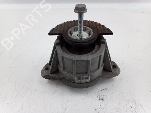 Used Engine mount MERCEDES-BENZ C-CLASS Coupe (C204) C 180 (204.349) (156 hp) 22497113