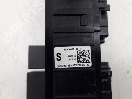 Fuse box TESLA MODEL S (5YJS) 70 | BP22500439E1 