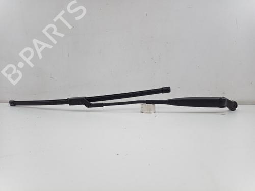 Used Front windshield wiper arm FIAT 500 (312_) 1.2 (312AXA1A) (69 hp) 27290996