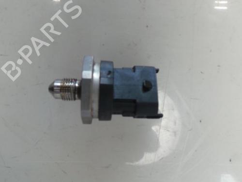 Used Electronic sensor VOLVO V60 I (155) T3 (150 hp) 22480216
