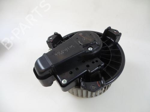 Varmeblæser TOYOTA YARIS (_P9_) 1.3 VVT-i (SCP90_, SCP90R) (87 hp) 22478600