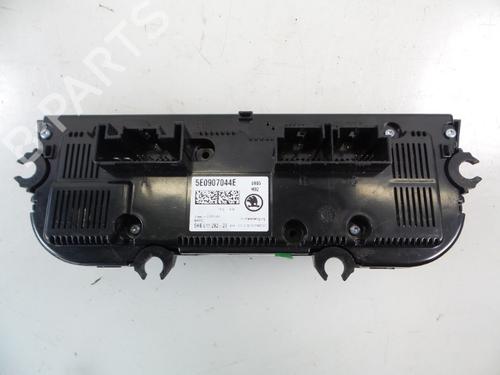 AC-Styringsenhed/Manøvreenhed SKODA OCTAVIA III Combi (5E5, 5E6) 1.6 TDI | BP22475731I5 