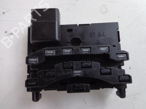 Used Electronic sensor VW TOURAN (1T1, 1T2) 2.0 TDI (140 hp) 22470106