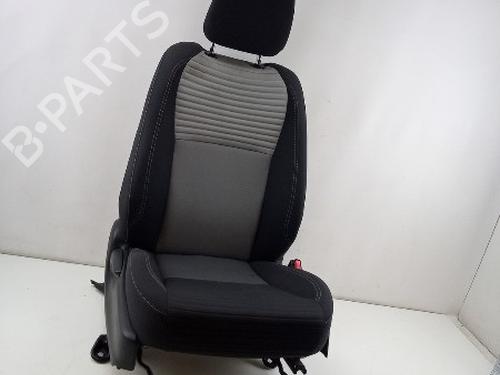 Used Right front seat TOYOTA YARIS (_P13_) 1.5 Hybrid (NHP130_) (101 hp) 27159706