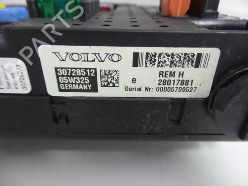 Zekeringkast VOLVO S60 I (384) D5 | BP22470322E1