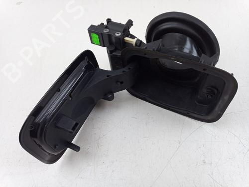 Tapa exterior combustible Tapa exterior combustible BMW X1 (E84) sDrive 18 d (136 hp) 33829564 33829564