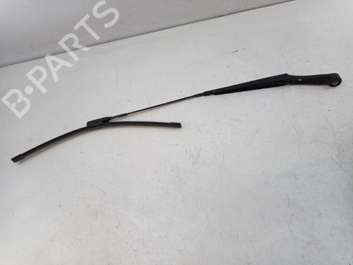 Used Front windshield wiper arm AUDI E-TRON (GEN) 55 quattro (408 hp) 28196532